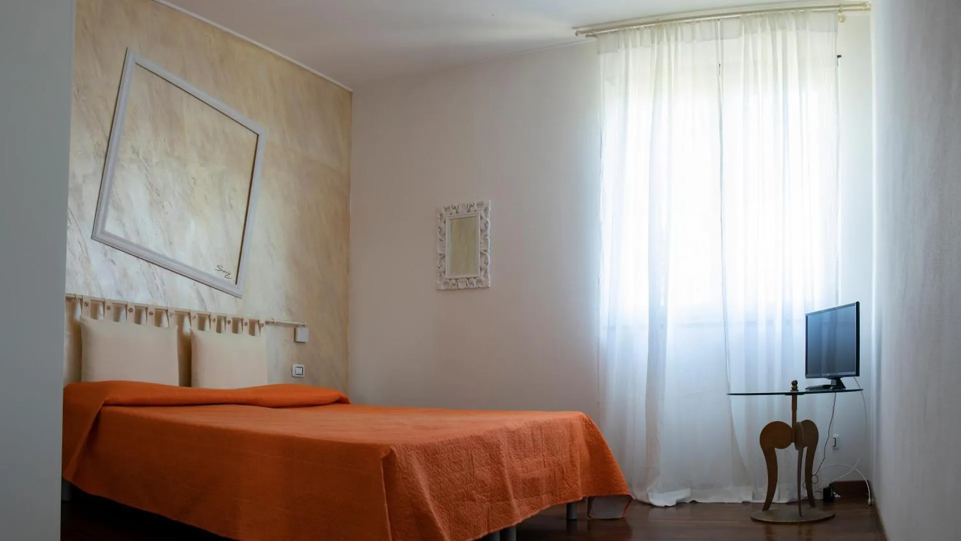 Looky Hotel Sori 3*,  Italy